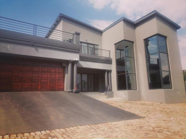 House For Sale in Ohenimuri, Walkerville